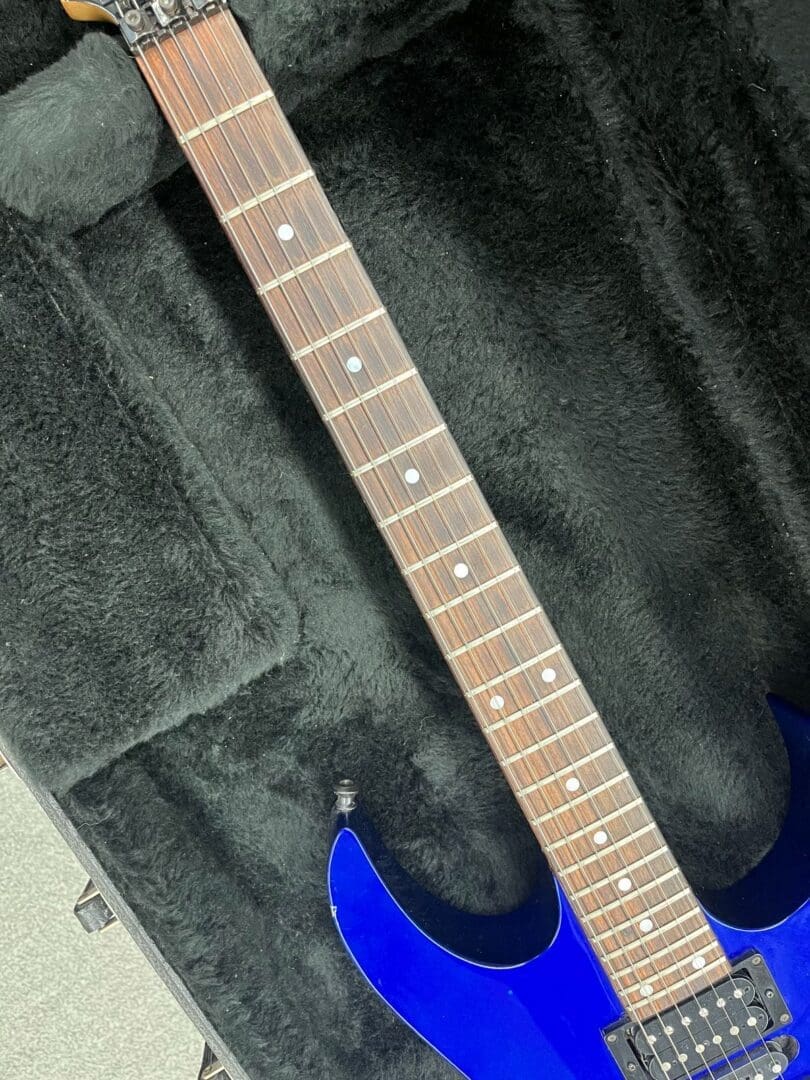 Ibanez RG570 Made in Japan 1990 - Blue W/ Hard Case - Image 22