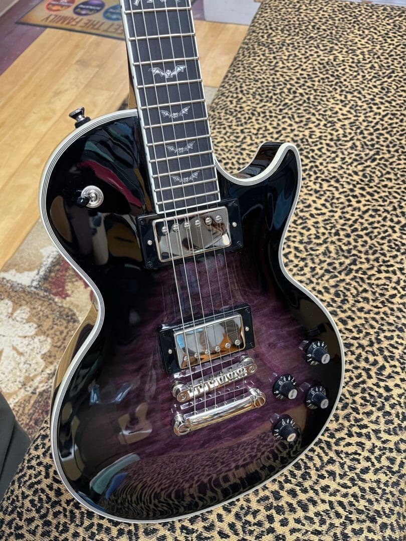 Epiphone Les Paul Custom "Bats In Flight" 2025 - Dark Purple Burst Used – Good - Image 18