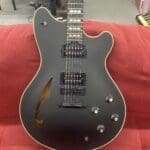 EVH SA-126 Special Electric Guitar 2024 – Stealth Black w/ Original Case