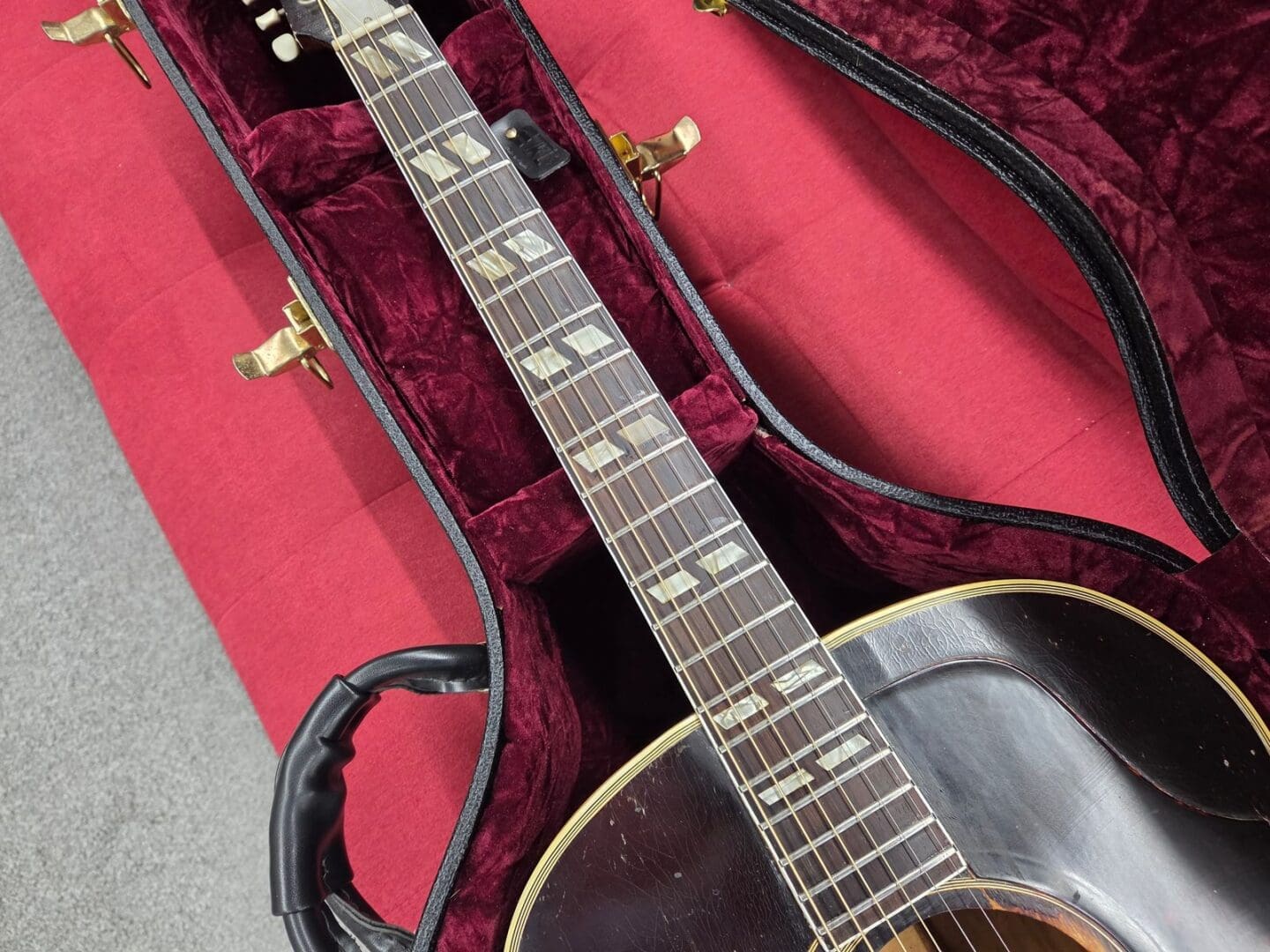 Gibson Southern Jumbo Acoustic Guitar with Case 1962 - Sunburnt - Image 13