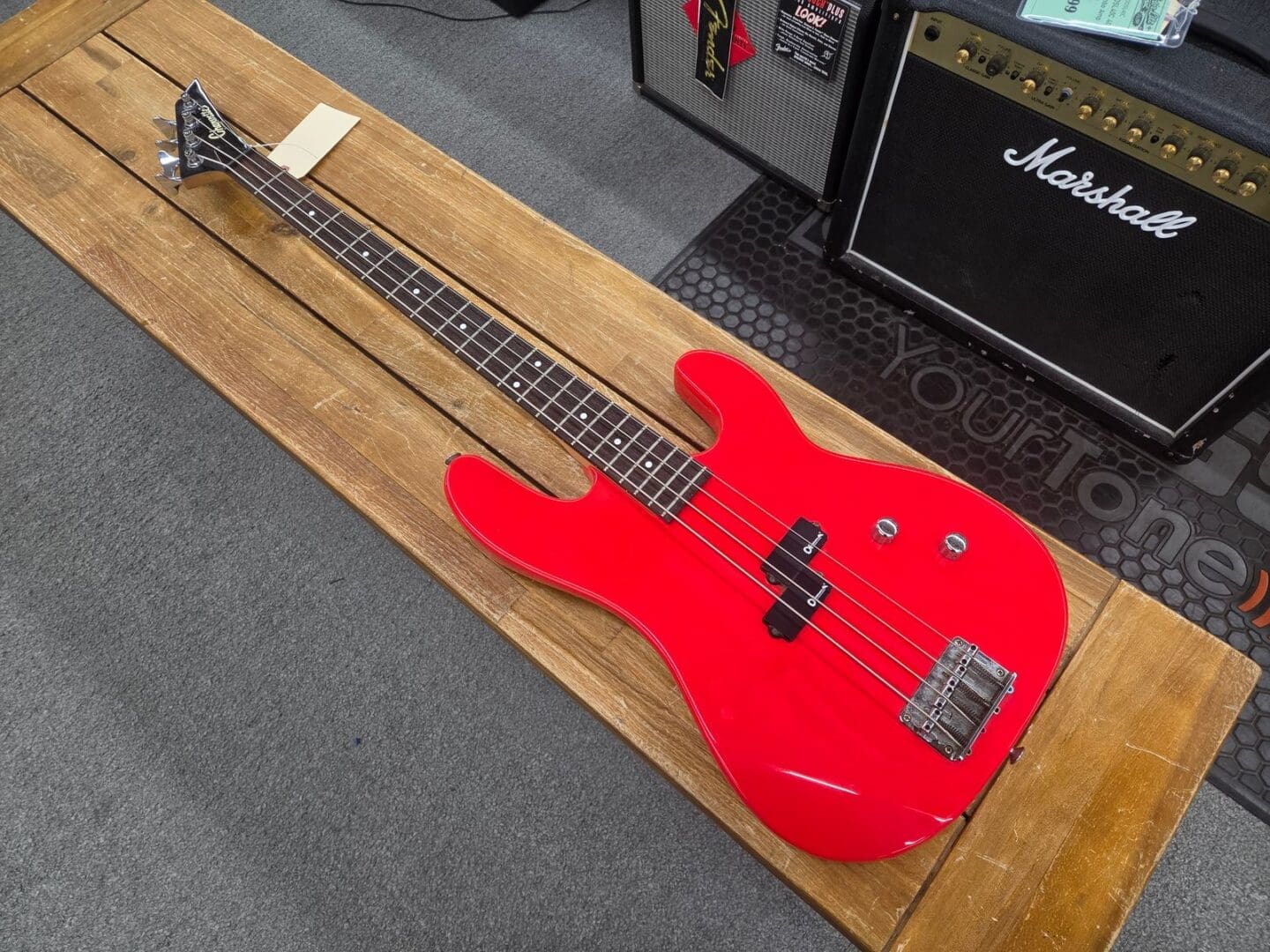 Charvel Charvette 400RR Bass 1980s - Fiesta Red